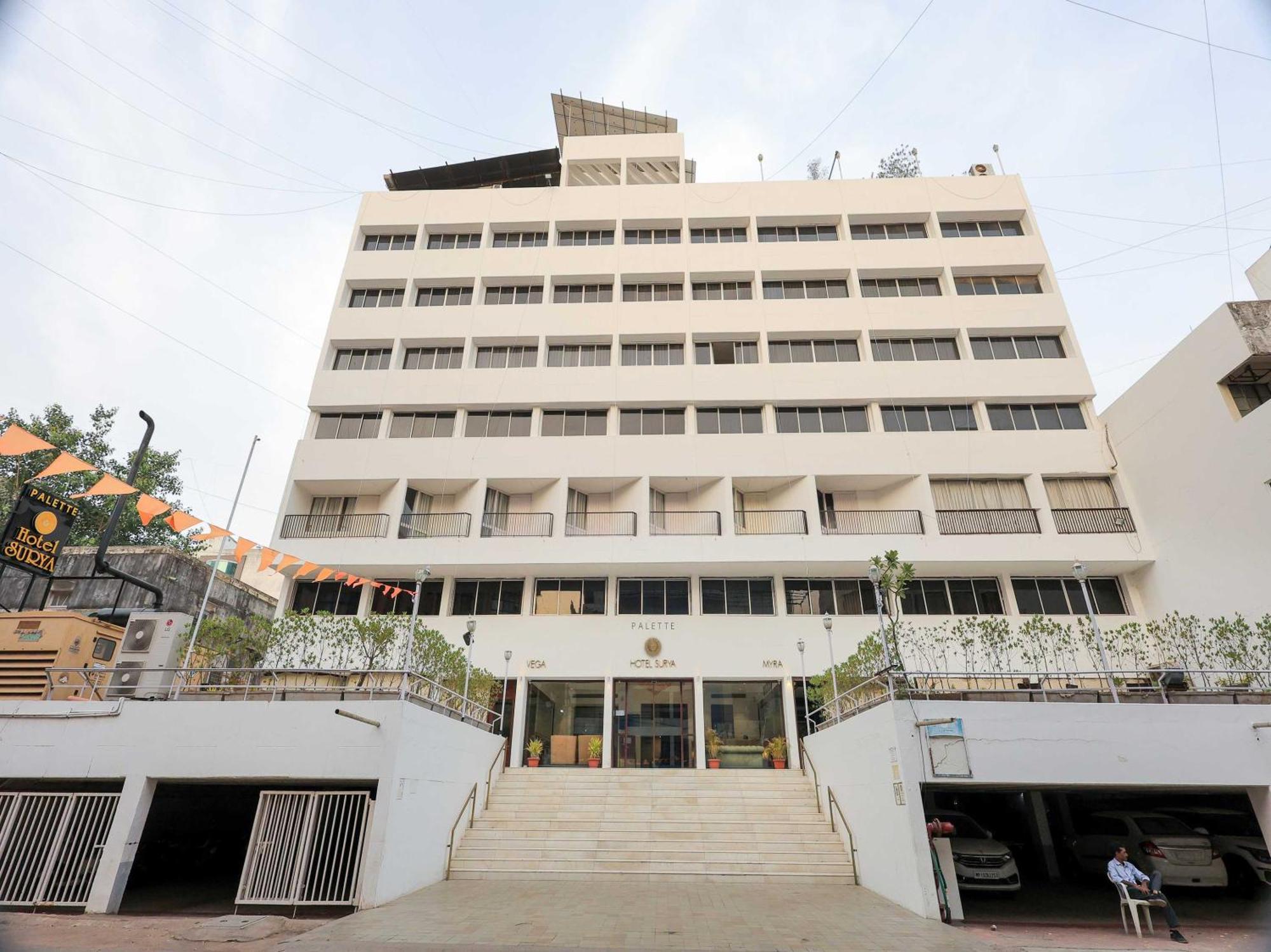 Hotel Surya Vadodara Exterior foto